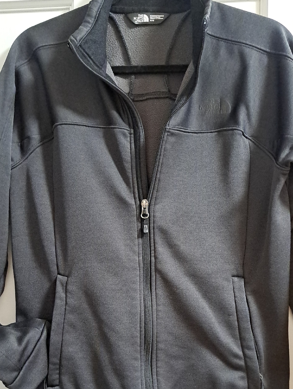 The North Face Women's Black Fleece Jacket Size Medium.